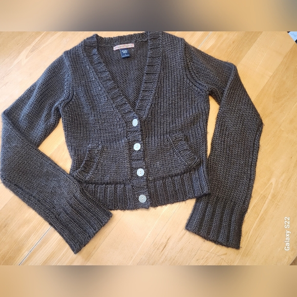 Abercrombie Chunky Knit Cropped Cardigan Size Large - Picture 1 of 5